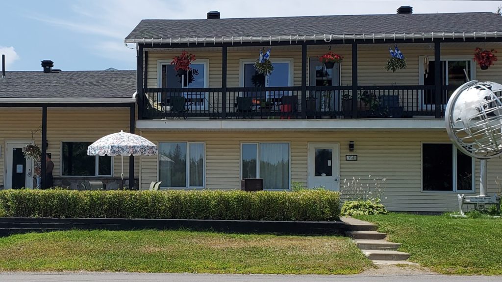 Chambre Auberge Le Coloc - pavillon des femmes au deuxième étage