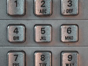 clavier numérique pour accéder à l'auberge lecoloc